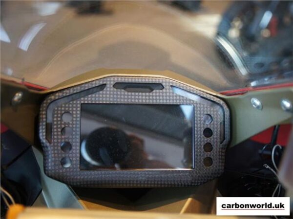 https://shared1.ad-lister.co.uk/UserImages/dccdce45-84a2-4984-a788-dd7d038e16de/Img/carbonworld_ducati_1199/1199-1299-carbon-dash-cover-fitted.jpg