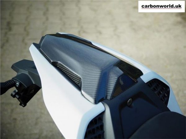 https://shared1.ad-lister.co.uk/UserImages/dccdce45-84a2-4984-a788-dd7d038e16de/Img/carbonworld_bmw/bmw-s1000rr-2019-carbon-pillion-seat-cover-fitted.jpg