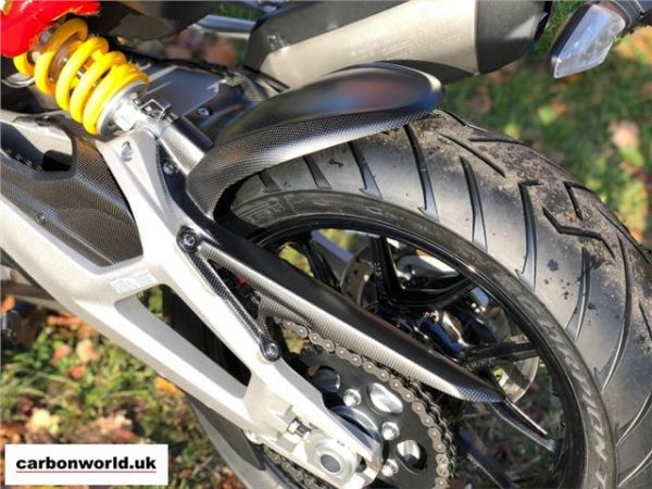 https://shared1.ad-lister.co.uk/UserImages/dccdce45-84a2-4984-a788-dd7d038e16de/Img/multistrada_v4/carbonworld-multistrada-v4-fitted-rear-hugger-picture.jpg