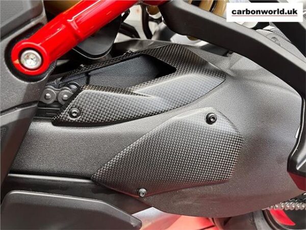 https://shared1.ad-lister.co.uk/UserImages/dccdce45-84a2-4984-a788-dd7d038e16de/Img/multistrada_v4/carbonworld-swingarm-cover-set-for-ducati-pikes-peak-fitted.jpg