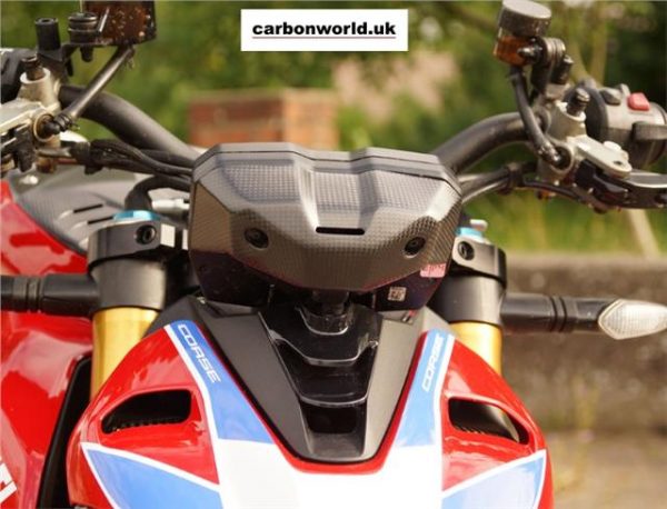 https://shared1.ad-lister.co.uk/UserImages/dccdce45-84a2-4984-a788-dd7d038e16de/Img/streetfighter_v4/ducati-streetfighter-carbon-dash-backing-fitted.jpg