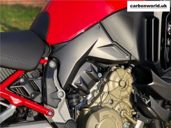 https://shared1.ad-lister.co.uk/UserImages/dccdce45-84a2-4984-a788-dd7d038e16de/Img/multistrada_v4/multistrada-v4-fitted-carbon-knee-fairings.jpg